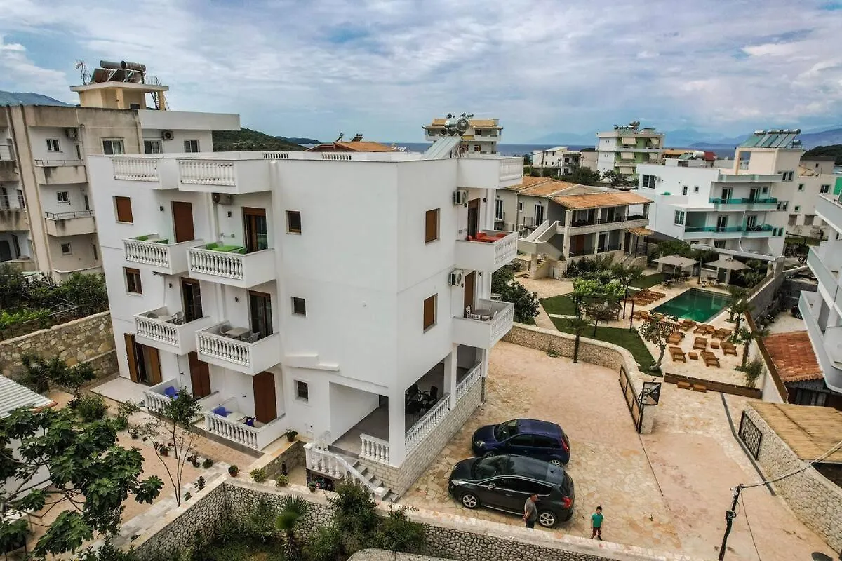 Rosaldo Apartments Ksamil