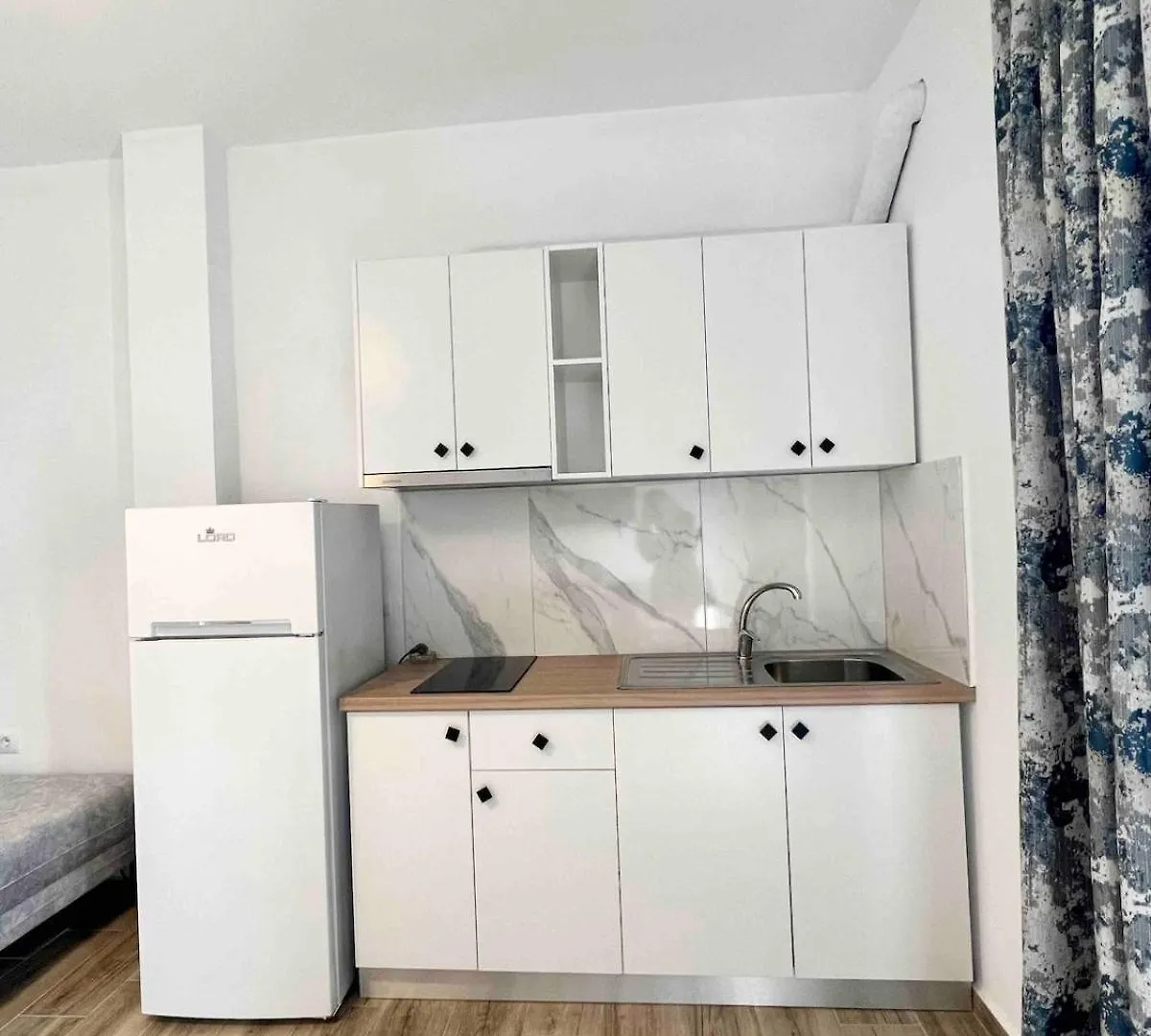 Rose Apartments كساميل 0*,  ألبانيا