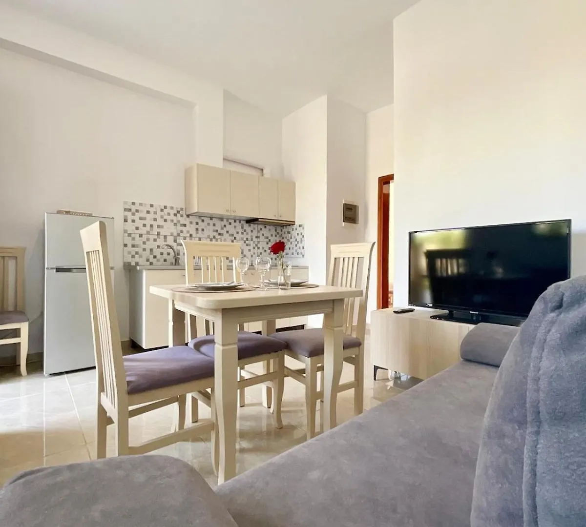 Rosaldo Apartments Ksamil 0*,