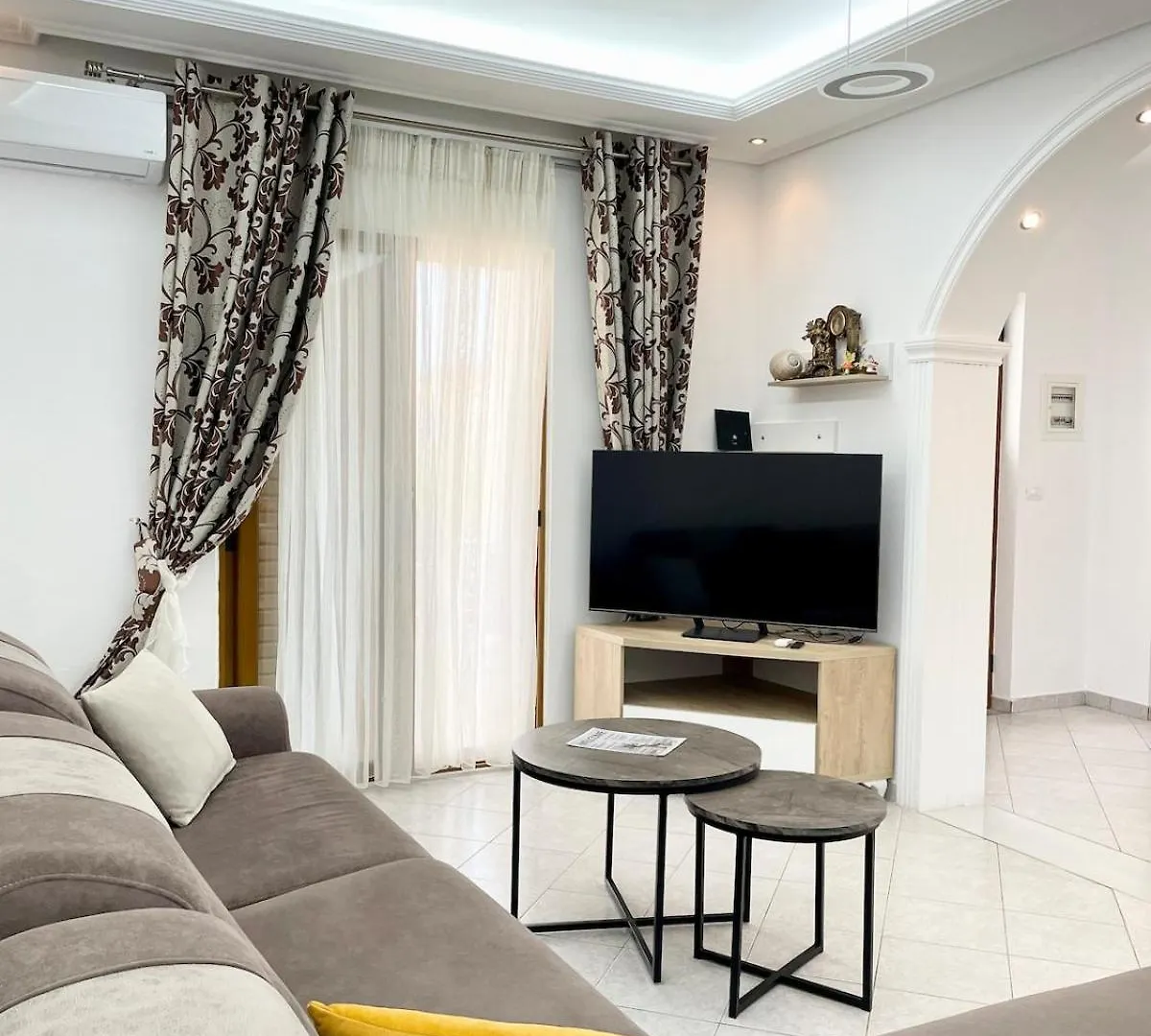 Rosaldo Apartments Ksamil